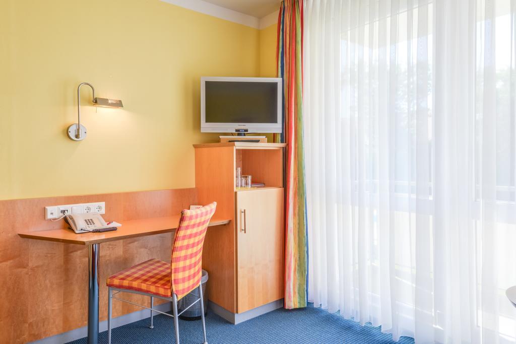 Hotel Beim Schrey Kirchheim bei Muenchen Habitación foto