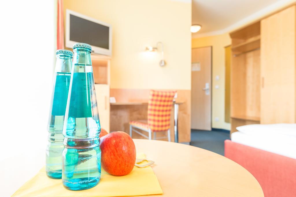 Hotel Beim Schrey Kirchheim bei Muenchen Habitación foto